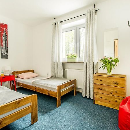Hophop Noclegi Warschau Buitenkant foto